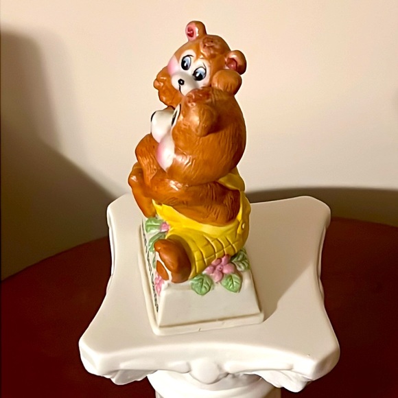 World’s Best Grandpa Ceramic Figurine. Made in Taiwan. - Picture 2 of 8